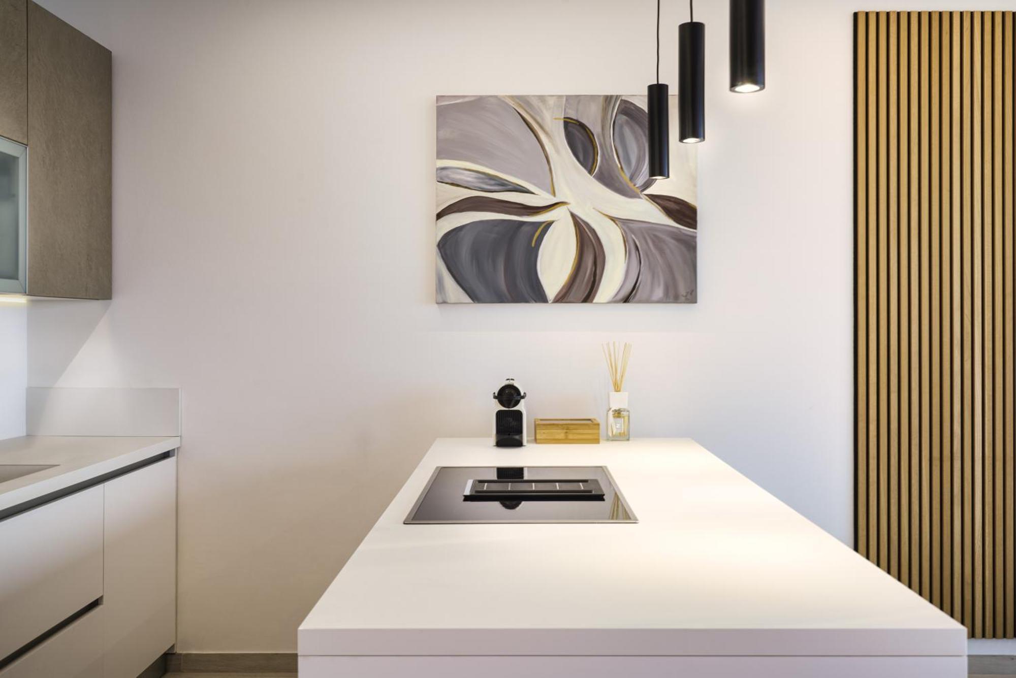 Salvatorehomes - Luxurious Dreamview Waterfront Apartment In Torri Del Benaco With Pool - Casa Azura - A 5 Star Luxury Collection At Lake Garda Екстериор снимка